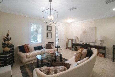 Townhouse in Tampa, Florida 2 bedrooms, 184.88 sq.m. № 2123558 - photo 25