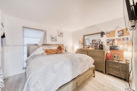 Купить кондоминиум в Майами, Флорида 2 спальни, 81.57м2, № 2049130 - фото 4