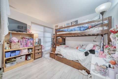 Купить кондоминиум в Майами, Флорида 2 спальни, 81.57м2, № 2049130 - фото 6