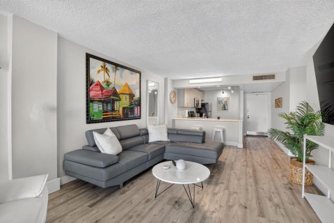 Condominio en venta en Boca Raton, Florida, 1 dormitorio, 73.86 m2 № 2301036 - foto 7