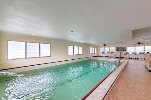 Villa ou maison à louer à Saint Petersburg, Floride: 3 chambres, 157.84 m2 № 2406828 - photo 19