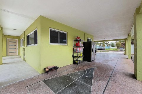 Villa ou maison à louer à Saint Petersburg, Floride: 3 chambres, 157.84 m2 № 2406828 - photo 21