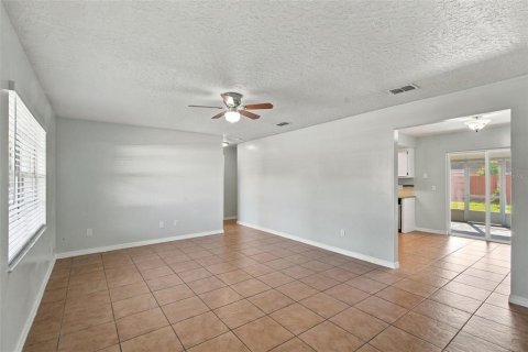 Casa en venta en Orlando, Florida, 3 dormitorios, 110.65 m2 № 2386205 - foto 7