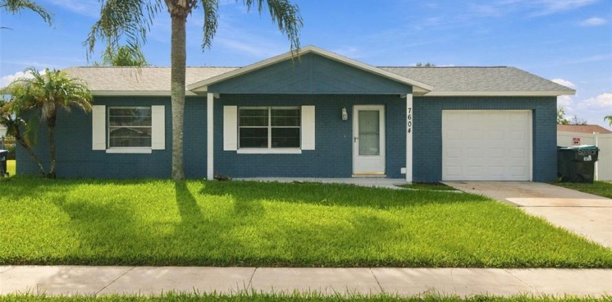 Casa en Orlando, Florida 3 dormitorios, 110.65 m2 № 2386205