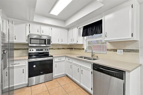 Casa en venta en Orlando, Florida, 3 dormitorios, 110.65 m2 № 2386205 - foto 13