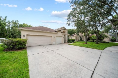 House in Tampa, Florida 4 bedrooms, 209.22 sq.m. № 1833214 - photo 28