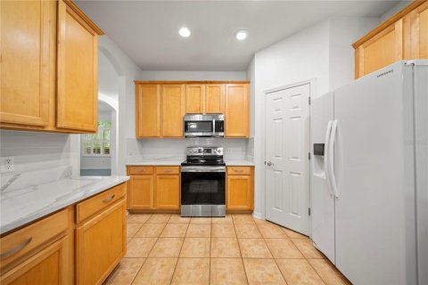House in Tampa, Florida 4 bedrooms, 209.22 sq.m. № 1833214 - photo 10