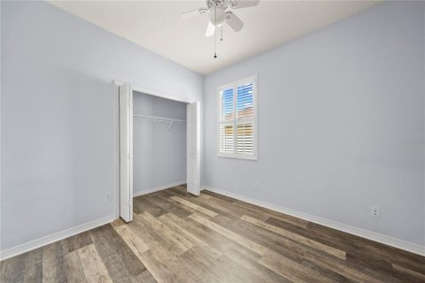 House in Tampa, Florida 4 bedrooms, 209.22 sq.m. № 1833214 - photo 20