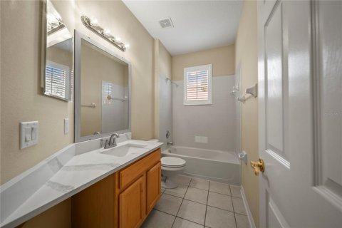 House in Tampa, Florida 4 bedrooms, 209.22 sq.m. № 1833214 - photo 19