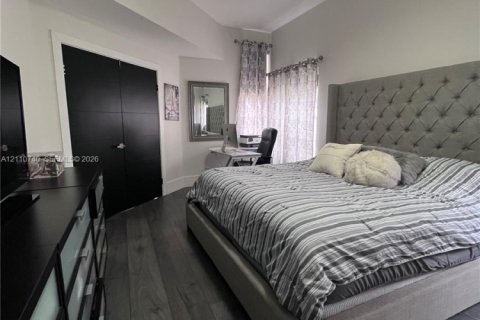 Casa en venta en Weston, Florida, 3 dormitorios № 2427774 - foto 15