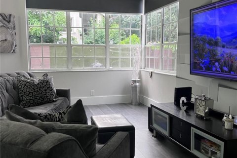 Casa en venta en Weston, Florida, 3 dormitorios № 2427774 - foto 3