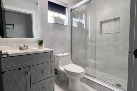 Casa en venta en Weston, Florida, 3 dormitorios № 2427774 - foto 19