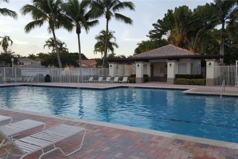 Villa ou maison à louer à Weston, Floride: 3 chambres, 125.7 m2 № 2003742 - photo 30