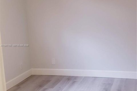 Villa ou maison à louer à Weston, Floride: 3 chambres, 125.7 m2 № 2003742 - photo 19