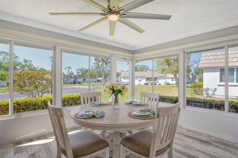 Condo in Sarasota, Florida, 2 bedrooms  № 1618421 - photo 21