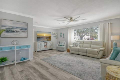 Condo in Sarasota, Florida, 2 bedrooms  № 1618421 - photo 12
