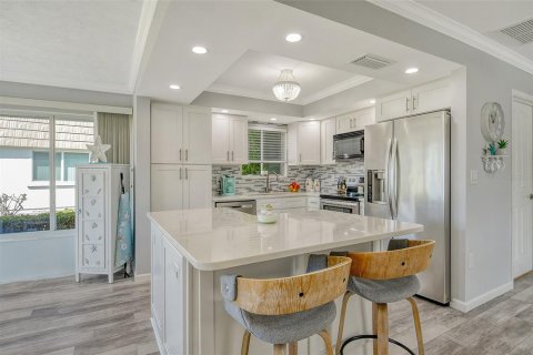 Condo in Sarasota, Florida, 2 bedrooms  № 1618421 - photo 14