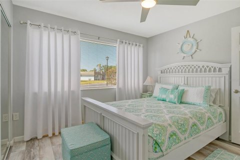 Condo in Sarasota, Florida, 2 bedrooms  № 1618421 - photo 25