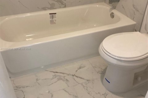 Copropriété à vendre à Lauderhill, Floride: 2 chambres, 110 m2 № 2090169 - photo 24