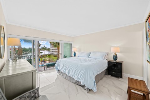 Condominio en venta en Deerfield Beach, Florida, 2 dormitorios, 93.09 m2 № 2146835 - foto 17