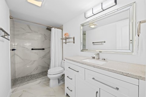 Condominio en venta en Deerfield Beach, Florida, 2 dormitorios, 93.09 m2 № 2146835 - foto 15