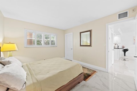 Condominio en venta en Deerfield Beach, Florida, 2 dormitorios, 93.09 m2 № 2146835 - foto 13