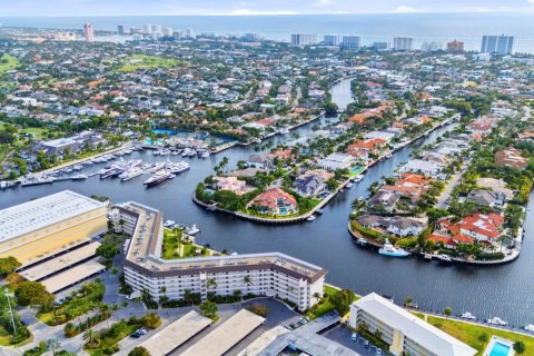 Condominio en venta en Deerfield Beach, Florida, 2 dormitorios, 93.09 m2 № 2146835 - foto 30