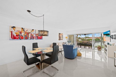 Condominio en venta en Deerfield Beach, Florida, 2 dormitorios, 93.09 m2 № 2146835 - foto 7