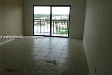 Copropriété à louer à Miami, Floride: 1 chambre, 69.12 m2 № 1946434 - photo 5