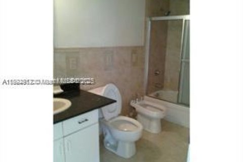 Copropriété à louer à Miami, Floride: 1 chambre, 69.12 m2 № 1946434 - photo 8