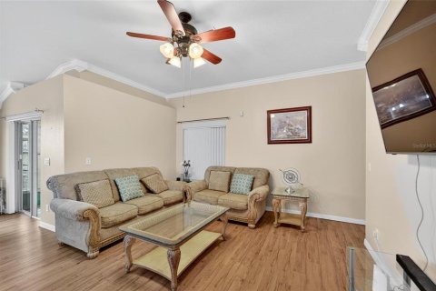 Casa en venta en Brandon, Florida, 3 dormitorios, 144.28 m2 № 1904077 - foto 21