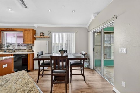 Casa en venta en Brandon, Florida, 3 dormitorios, 144.28 m2 № 1904077 - foto 17