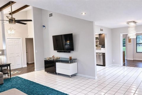 Villa ou maison à vendre à Palm Coast, Floride: 4 chambres, 266.63 m2 № 2410671 - photo 8