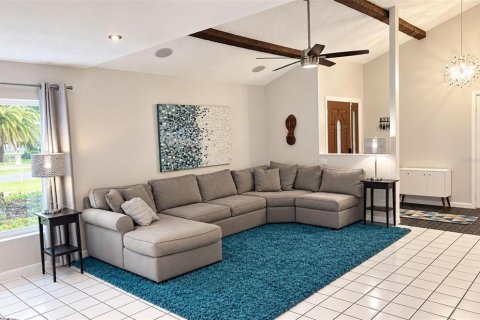 Villa ou maison à vendre à Palm Coast, Floride: 4 chambres, 266.63 m2 № 2410671 - photo 7