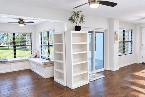 Villa ou maison à vendre à Palm Coast, Floride: 4 chambres, 266.63 m2 № 2410671 - photo 14