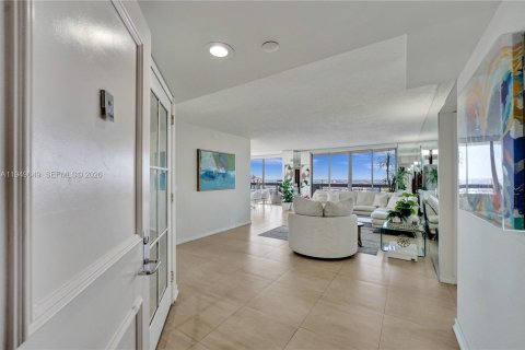 Condominio en alquiler en Aventura, Florida, 3 dormitorios, 159.23 m2 № 2054814 - foto 14