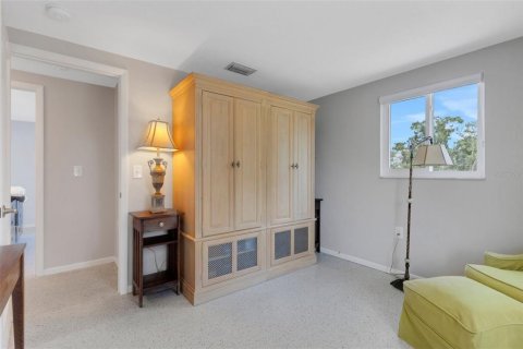 House in Sarasota, Florida 4 bedrooms, 198.07 sq.m. № 1747419 - photo 26