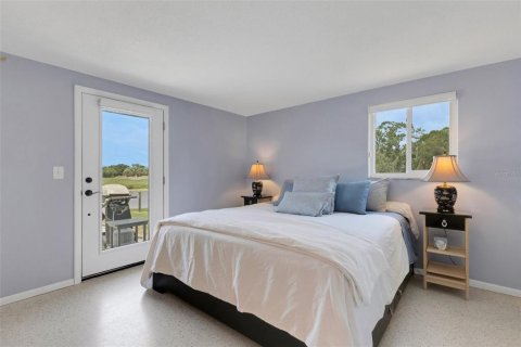 House in Sarasota, Florida 4 bedrooms, 198.07 sq.m. № 1747419 - photo 23