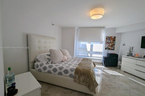 Condominio en venta en Aventura, Florida, 2 dormitorios, 125.7 m2 № 1811171 - foto 6