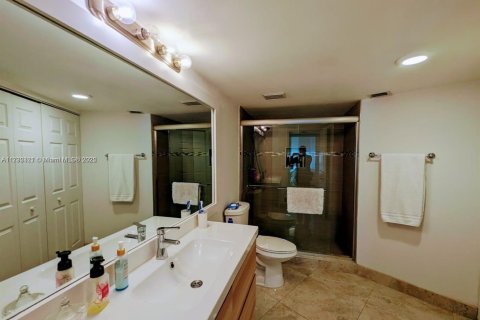 Condominio en venta en Aventura, Florida, 2 dormitorios, 125.7 m2 № 1811171 - foto 8