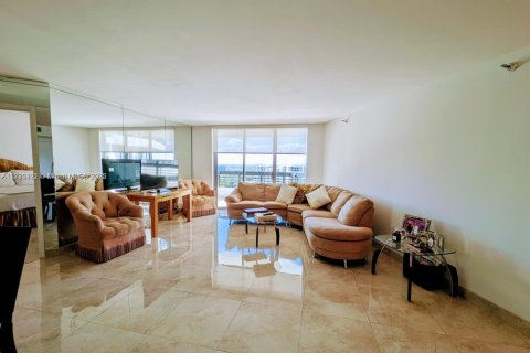 Condominio en venta en Aventura, Florida, 2 dormitorios, 125.7 m2 № 1811171 - foto 4
