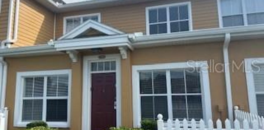 Adosado en Kissimmee, Florida 3 dormitorios, 120.4 m2 № 1879874