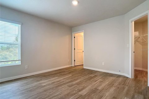 Commercial property in Cape Coral, Florida 4 bedrooms, 209.4 sq.m. № 1912810 - photo 11