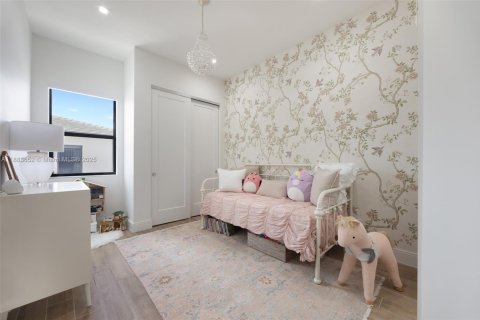 Villa ou maison à vendre à Doral, Floride: 4 chambres, 223.89 m2 № 1933201 - photo 10