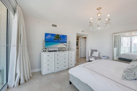 Copropriété à louer à Aventura, Floride: 4 chambres, 328.22 m2 № 2385306 - photo 17