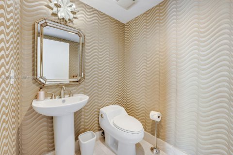 Copropriété à louer à Aventura, Floride: 4 chambres, 328.22 m2 № 2385306 - photo 18