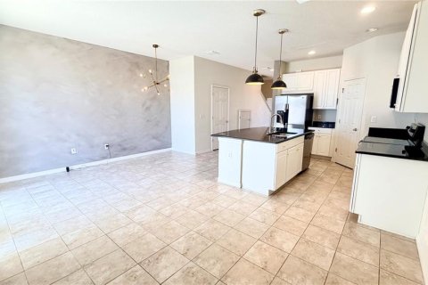 Townhouse in Riverview, Florida 3 bedrooms, 130.06 sq.m. № 2095857 - photo 10