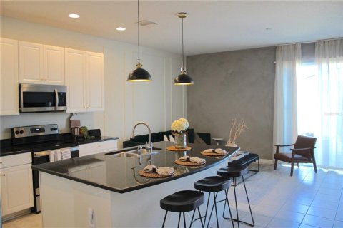 Townhouse in Riverview, Florida 3 bedrooms, 130.06 sq.m. № 2095857 - photo 12
