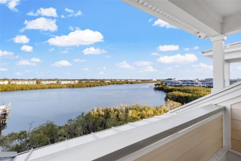 Adosado en venta en Indian Shores, Florida, 4 dormitorios, 207.73 m2 № 1530383 - foto 27