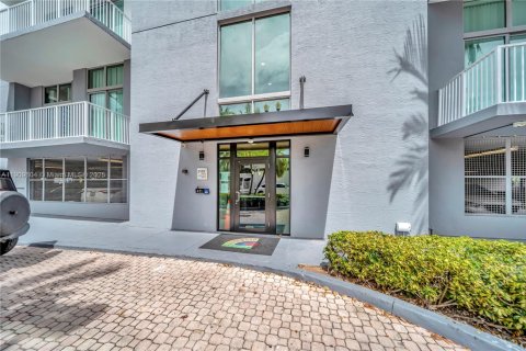 Copropriété à louer à Hollywood, Floride: 1 chambre, 68.56 m2 № 1965210 - photo 13